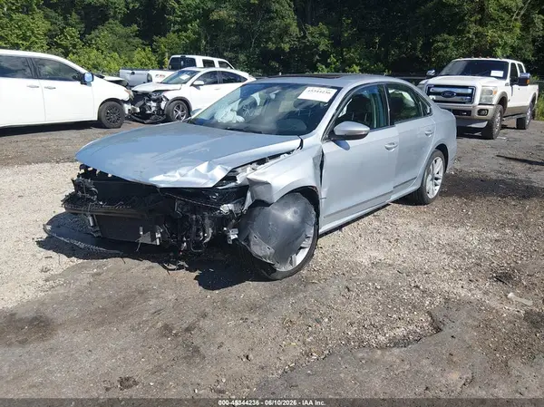 1VWCT7A30HC073088 2017 VOLKSWAGEN PASSAT - Image 2