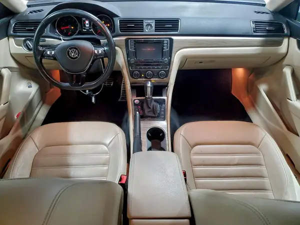 1VWCT7A31GC011584 2016 VOLKSWAGEN PASSAT - Image 8