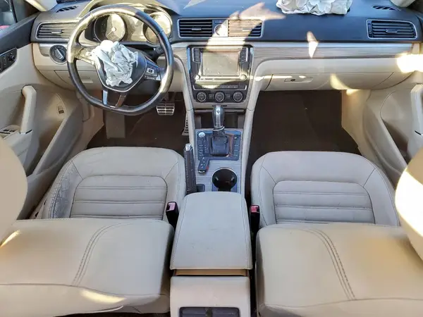 1VWCT7A32GC033836 2016 VOLKSWAGEN PASSAT - Image 8