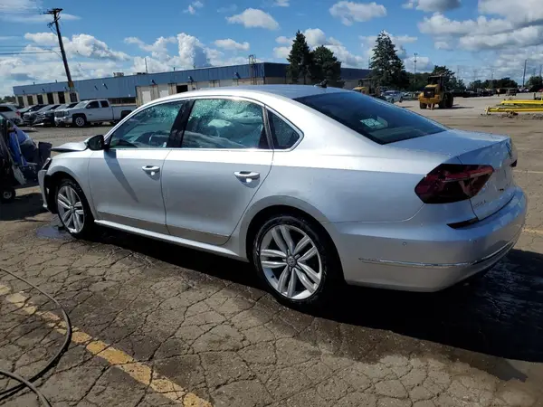 1VWCT7A32HC041050 2017 VOLKSWAGEN PASSAT - Image 2