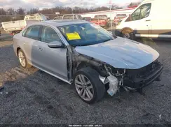 1VWCT7A32HC041405 2017 VOLKSWAGEN PASSAT