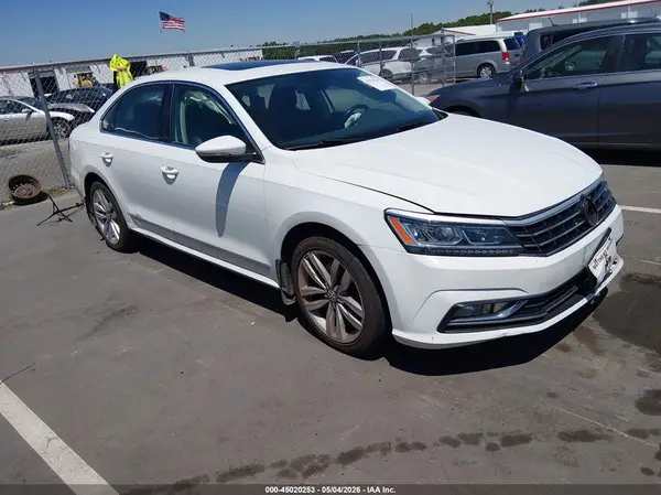 1VWCT7A33GC040729 2016 VOLKSWAGEN PASSAT - Image 1
