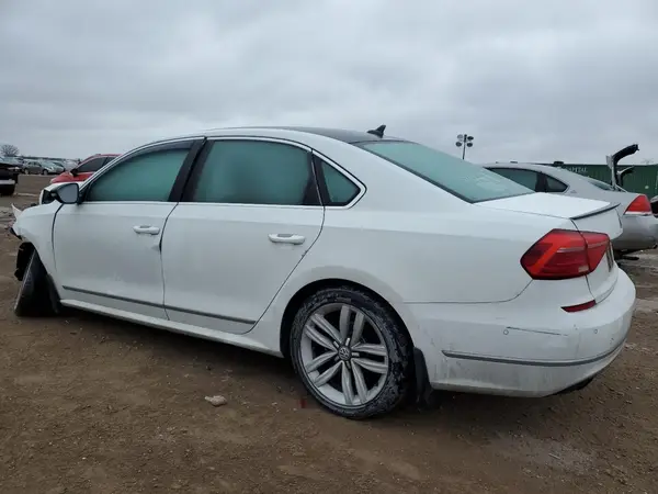 1VWCT7A33GC056607 2016 VOLKSWAGEN PASSAT - Image 2
