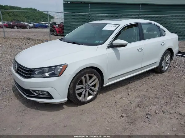 1VWCT7A33GC065582 2016 VOLKSWAGEN PASSAT - Image 2