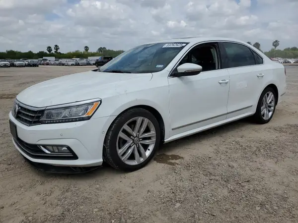 1VWCT7A33HC002676 2017 VOLKSWAGEN PASSAT - Image 1