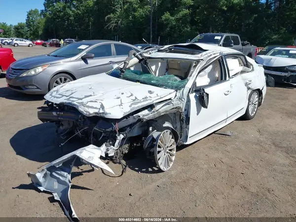 1VWCT7A33HC038612 2017 VOLKSWAGEN PASSAT - Image 2