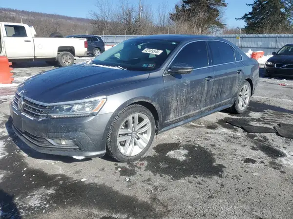 1VWCT7A33HC044099 2017 VOLKSWAGEN PASSAT - Image 1