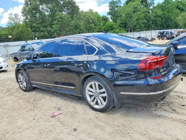1VWCT7A33HC063476 2017 VOLKSWAGEN PASSAT - Image 2