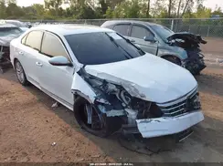 1VWCT7A33HC075952 2017 VOLKSWAGEN PASSAT