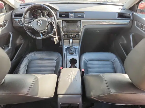 1VWCT7A33HC085509 2017 VOLKSWAGEN PASSAT - Image 8