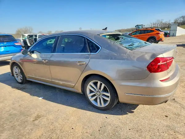 1VWCT7A34GC025799 2016 VOLKSWAGEN PASSAT - Image 2