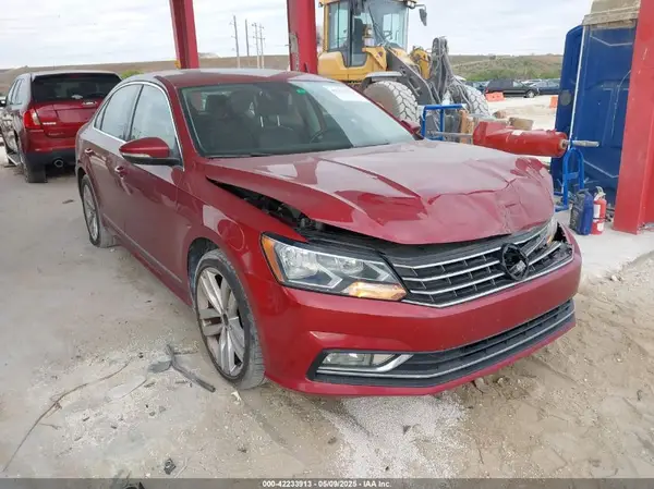 1VWCT7A34GC065171 2016 VOLKSWAGEN PASSAT - Image 1