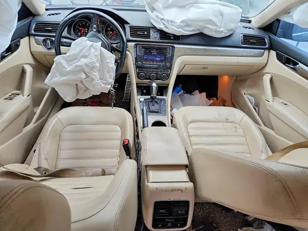 1VWCT7A34HC026551 2017 VOLKSWAGEN PASSAT - Image 8