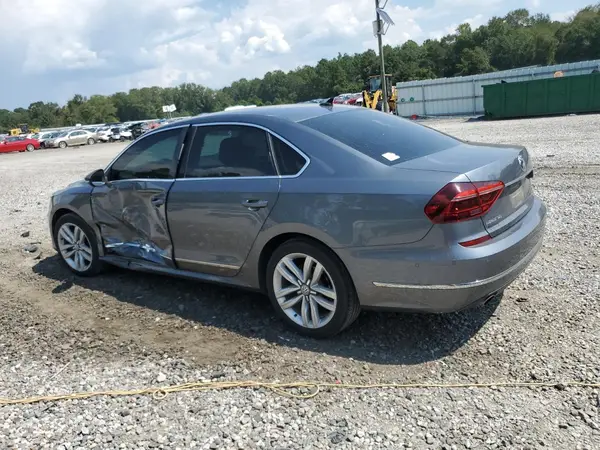 1VWCT7A34HC032768 2017 VOLKSWAGEN PASSAT - Image 2