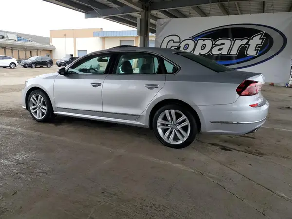 1VWCT7A34HC039140 2017 VOLKSWAGEN PASSAT - Image 2