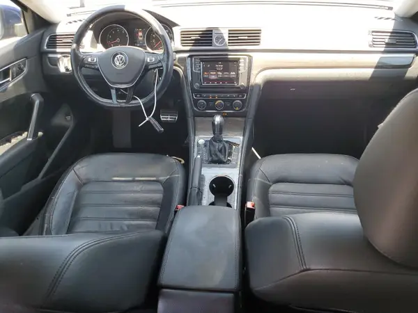 1VWCT7A34HC066645 2017 VOLKSWAGEN PASSAT - Image 8