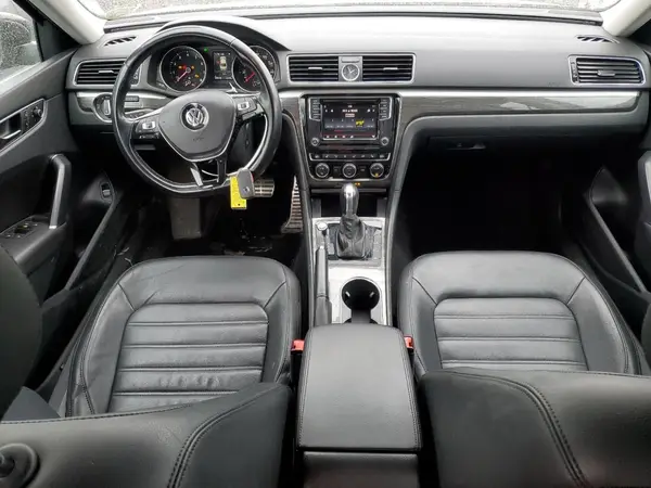 1VWCT7A34HC078780 2017 VOLKSWAGEN PASSAT - Image 8