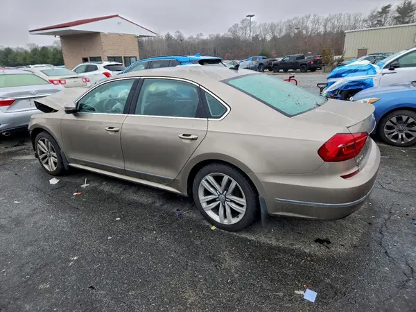 1VWCT7A35GC018957 2016 VOLKSWAGEN PASSAT - Image 2