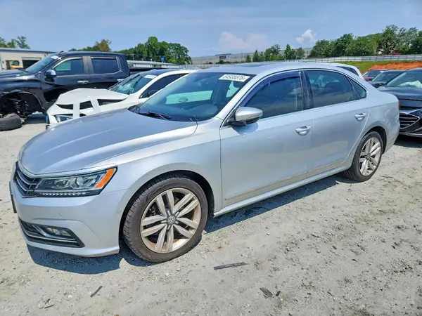 1VWCT7A35HC025375 2017 VOLKSWAGEN PASSAT - Image 1