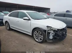 1VWCT7A35HC052902 2017 VOLKSWAGEN PASSAT