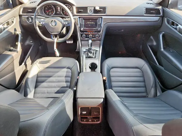 1VWCT7A35HC052978 2017 VOLKSWAGEN PASSAT - Image 8