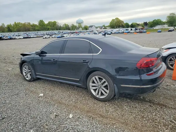 1VWCT7A35HC071255 2017 VOLKSWAGEN PASSAT - Image 2