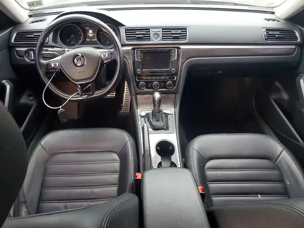 1VWCT7A35HC071255 2017 VOLKSWAGEN PASSAT - Image 8