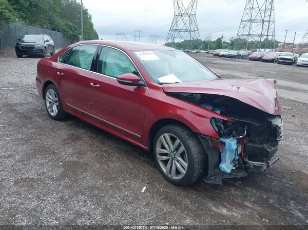 1VWCT7A35HC071630 2017 VOLKSWAGEN PASSAT - Image 1
