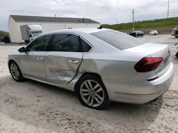 1VWCT7A36HC031914 2017 VOLKSWAGEN PASSAT - Image 2