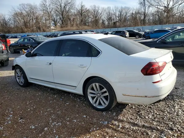 1VWCT7A36HC076478 2017 VOLKSWAGEN PASSAT - Image 2