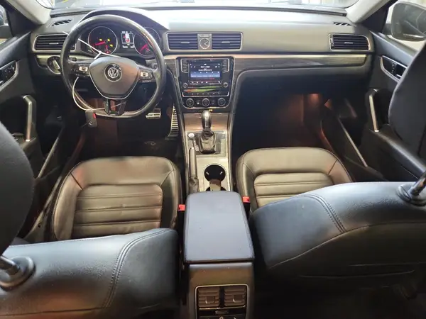 1VWCT7A36HC081874 2017 VOLKSWAGEN PASSAT - Image 8