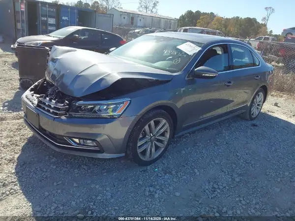 1VWCT7A36HC083267 2017 VOLKSWAGEN PASSAT - Image 2