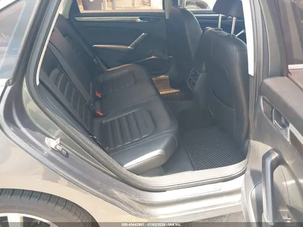 1VWCT7A37GC025554 2016 VOLKSWAGEN PASSAT - Image 8