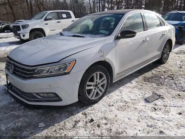 1VWCT7A37HC074416 2017 VOLKSWAGEN PASSAT - Image 2