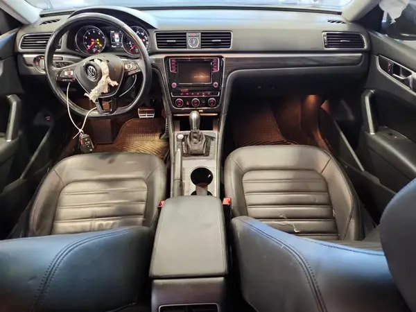 1VWCT7A38HC082024 2017 VOLKSWAGEN PASSAT - Image 8