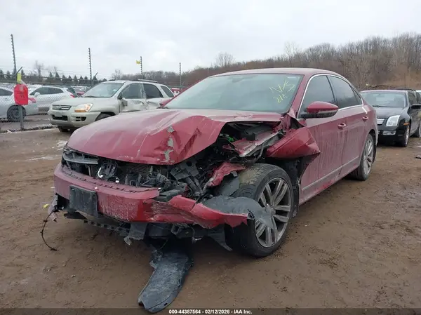 1VWCT7A38HC082217 2017 VOLKSWAGEN PASSAT - Image 2