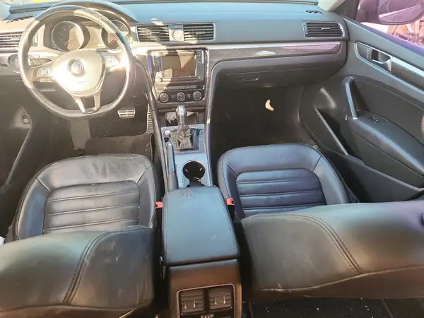 1VWCT7A39HC013763 2017 VOLKSWAGEN PASSAT - Image 8