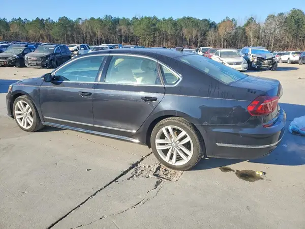 1VWCT7A39HC049033 2017 VOLKSWAGEN PASSAT - Image 2