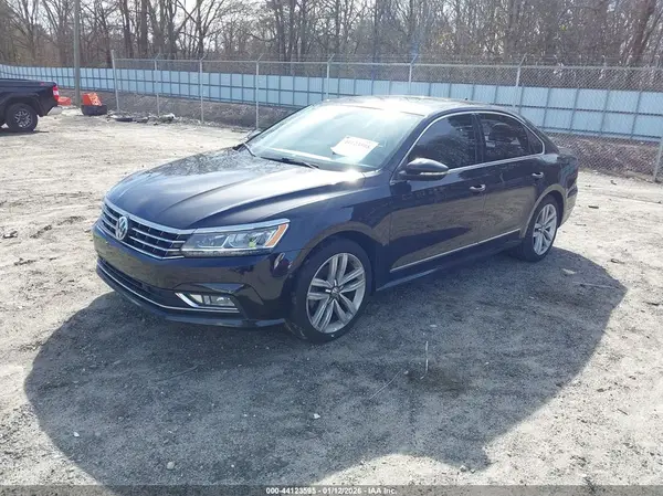 1VWCT7A39HC050666 2017 VOLKSWAGEN PASSAT - Image 2
