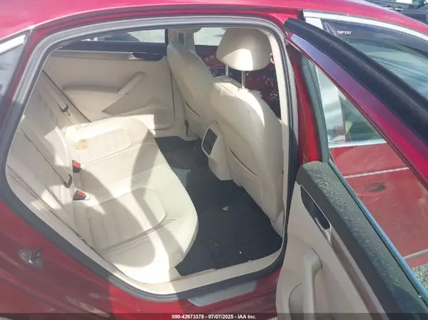 1VWCT7A3XGC048469 2016 VOLKSWAGEN PASSAT - Image 8