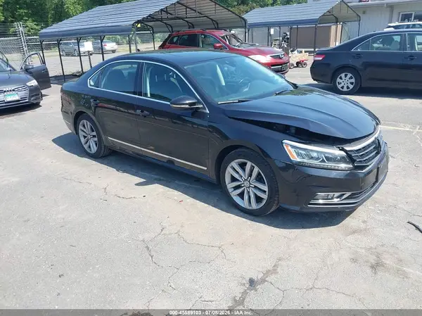 1VWCT7A3XHC057884 2017 VOLKSWAGEN PASSAT - Image 1