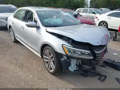 1VWCT7A3XHC084308 2017 VOLKSWAGEN PASSAT
