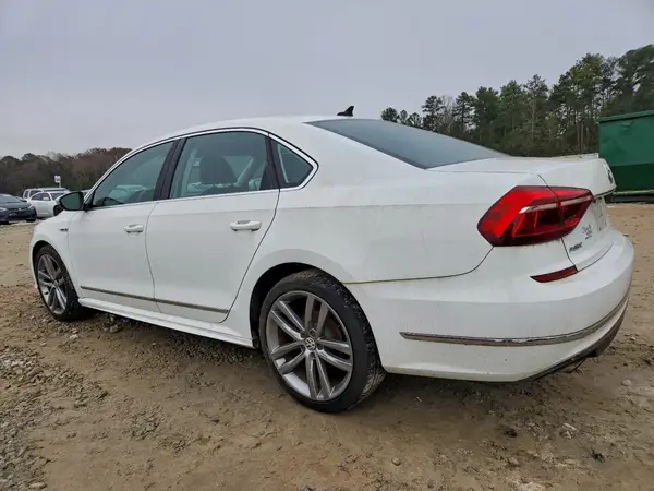 1VWDT7A30HC001599 2017 VOLKSWAGEN PASSAT - Image 2