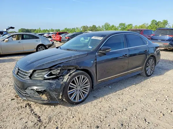 1VWDT7A30HC015874 2017 VOLKSWAGEN PASSAT - Image 1