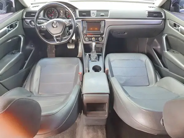 1VWDT7A30HC024512 2017 VOLKSWAGEN PASSAT - Image 8