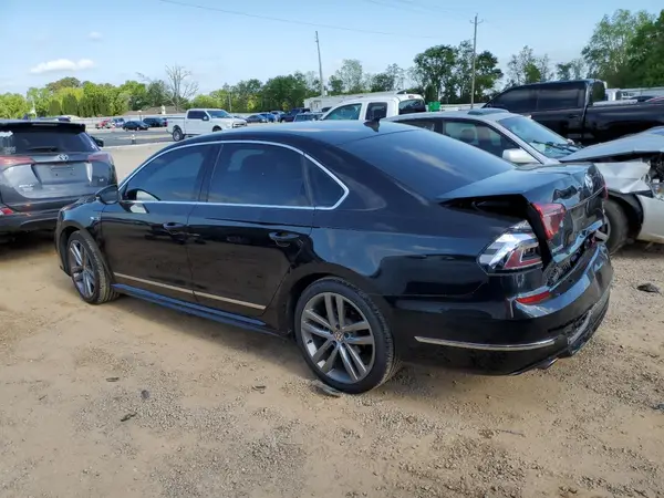 1VWDT7A30HC029953 2017 VOLKSWAGEN PASSAT - Image 2
