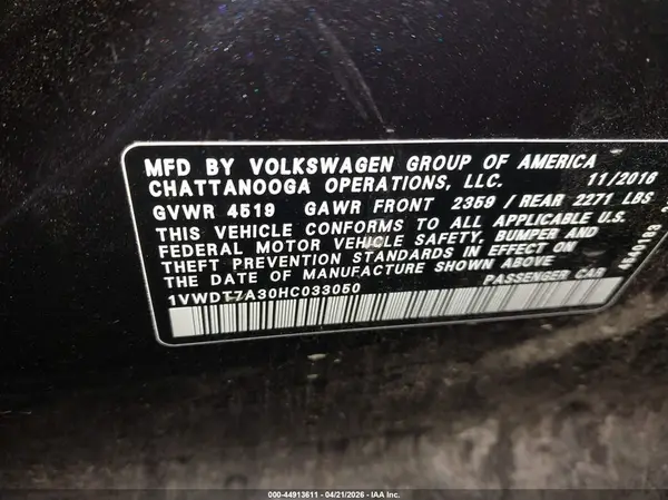 1VWDT7A30HC033050 2017 VOLKSWAGEN PASSAT - Image 8