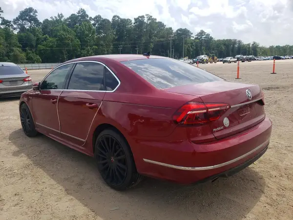 1VWDT7A30HC033498 2017 VOLKSWAGEN PASSAT - Image 2