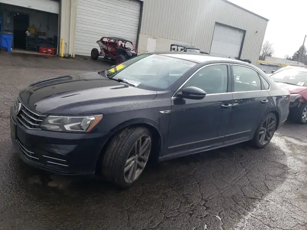 1VWDT7A30HC037101 2017 VOLKSWAGEN PASSAT - Image 1