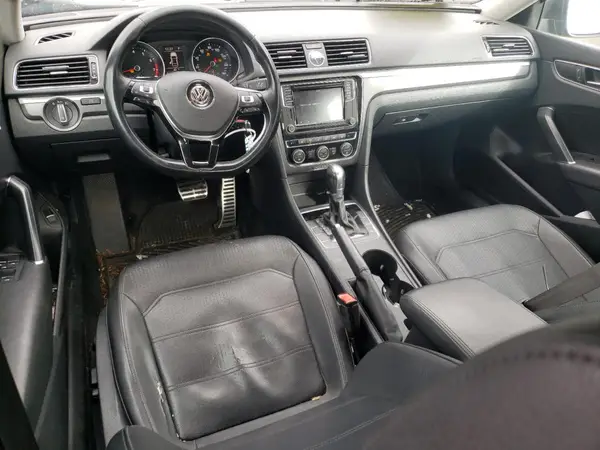 1VWDT7A30HC037101 2017 VOLKSWAGEN PASSAT - Image 8